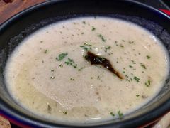 牛肝菌蘑菇浓汤-CRAZYONES西班牙海鲜饭(上海美罗城店)