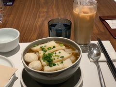 -港丽餐厅(正大店)