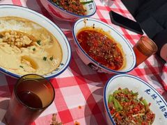 -笨豆腐居民楼菜馆•江西小炒(天津开发区店)