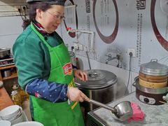 -上海特色小笼店(铁岭路90弄小区店)