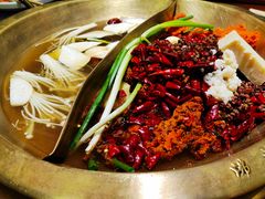 -沸炉重庆老火锅(军事博物馆店)