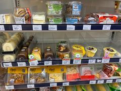 -全家便利店(上海火车站站二店)