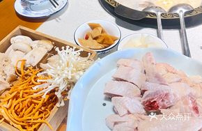 Four-Grid Mushroom Platter