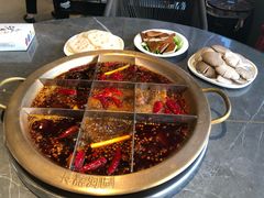 -长嘉·河图火锅(长嘉汇江景旗舰店)