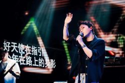 -变画·发型STUDIO