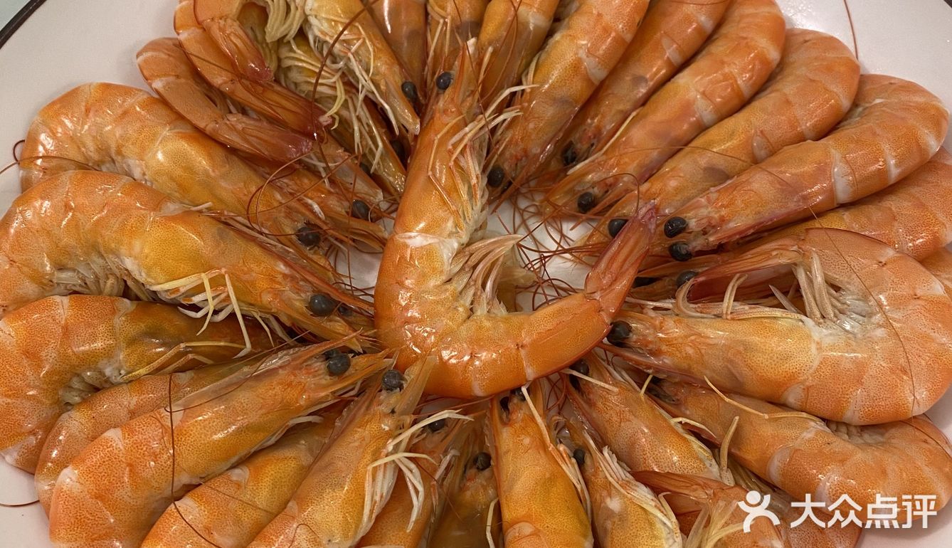 是二十三年老字号海鲜店。做了很多攻略