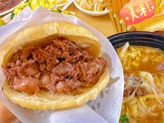 -闫家驴肉老店(华电一校店)