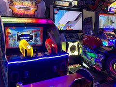 -世代星球·保龄球·镭战真人CS·团建(杨浦店)