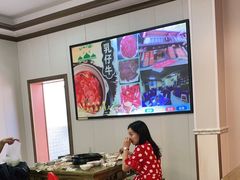 大堂-乳仔牛牦牛汤锅 烤羊排(松潘古城店)