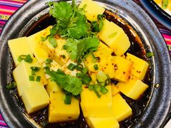 -香巴拉云南餐厅(华莱坞店)