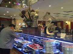 -满江红四季餐厅 · 国家五钻级酒家(新纪元大酒店店)