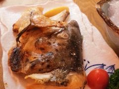 盐烤三文鱼头-栖川山葵家·寿喜锅·日式料理(龙湖北城天街商场店)