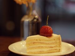 山楂奶油蛋糕-black rainbow coffee