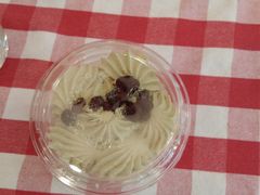 -红宝石·鲜奶小方·海派西点房(南丹店)
