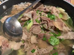 -全牛匠·乐山跷脚牛肉(新中关店)