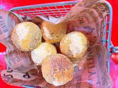 -BHC炸鸡(明洞总店)