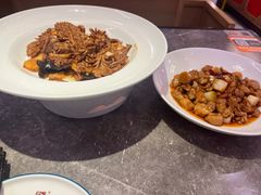 -闫府私房菜(恒隆店)