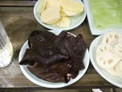 -红九格老火锅(三峡广场店)