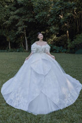 -Renee芮亦婚纱(原丽莎)