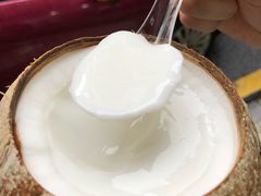 -椰爺爺·椰子冻砵仔糕