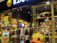 -三亚湾红树林度假酒店美食街