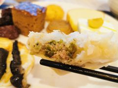 -乌兰湖畔草坪轻奢营地