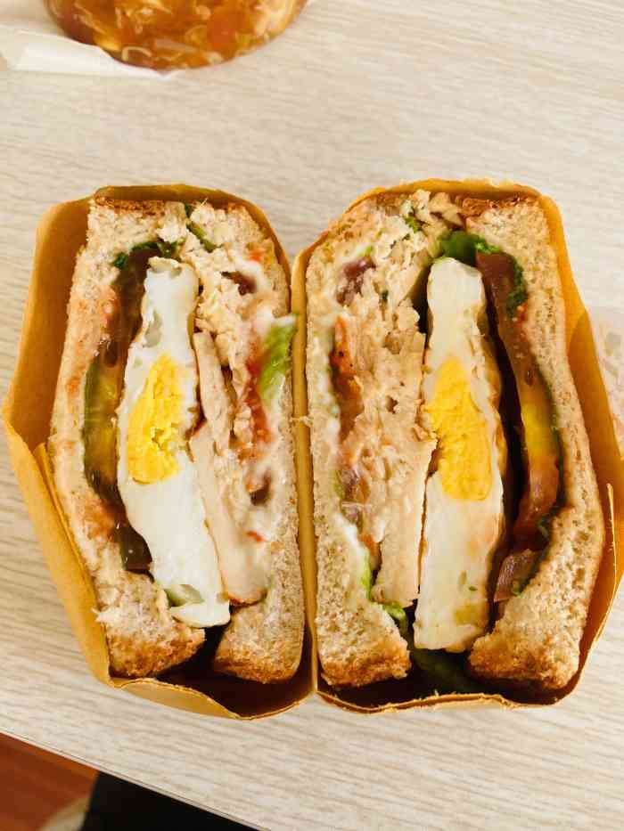 sawa低卡轻食(沈阳总店)-"这个店离大家为很近,最近加班就一直在这里.