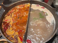 -三出山火锅(南京万象天地店)