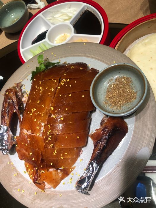 青年公社烤鸭(宝杨宝龙广场店)桂花香烤鸭图片