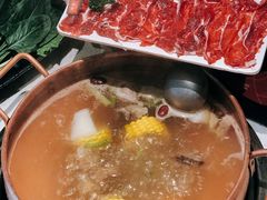 -牛村来人潮汕牛肉火锅(西单店)