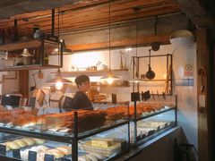 面包甜点陈列柜-仙峰天然面包(迎宾路店)