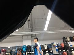 -迪卡侬(西三旗店)