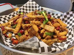 干锅跳跳蛙-酒肆浅葱·特色菜馆(卓悦intown店)