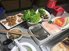 -海底捞火锅(海宁路店)