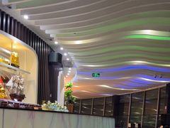 -亚洲国际大酒店·云顶阁旋转自助餐厅