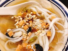 -正南齐北·老街糯米团(洪崖洞店)
