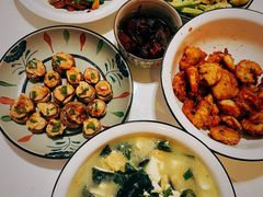 -老娘舅餐厅(黄龙体育中心店)