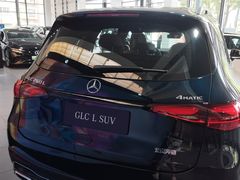 -上海星瀚奔驰4S店(红柳路店)