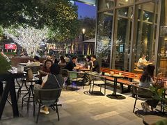 -星巴克臻选(杭州嘉里中心1F店)