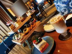 -广州中心皇冠假日酒店·汇点大堂吧