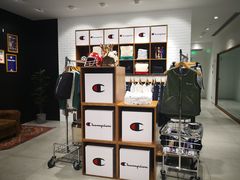 -Champion(武汉国际广场店)