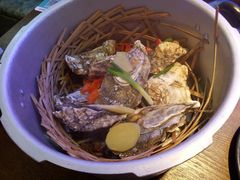 -农家霸王地锅鸡(国顺东路店)