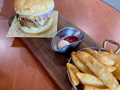 超厚芝士牛肉汉堡-魏斯理汉堡(西安沣东吾悦店)