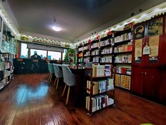 大堂-武汉境自在書店