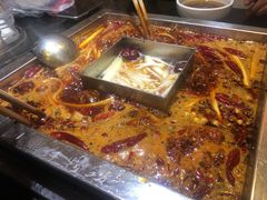 鸳鸯锅-红鼎坊·老成都火锅(新南门店)