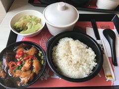 -老娘舅餐厅(黄龙体育中心店)