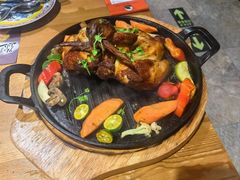 -米德维奇俄式西餐厅(西六道街店)