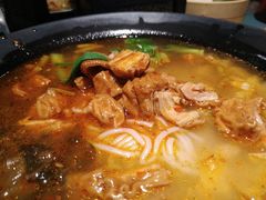 -八月美食小馆(银泰城总店)