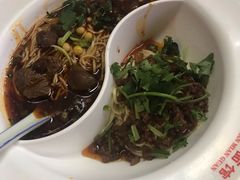 -万县面馆(高笋塘店)