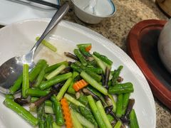 -海派悦庭·海胆烧麦·新融合菜(凯德广场店)